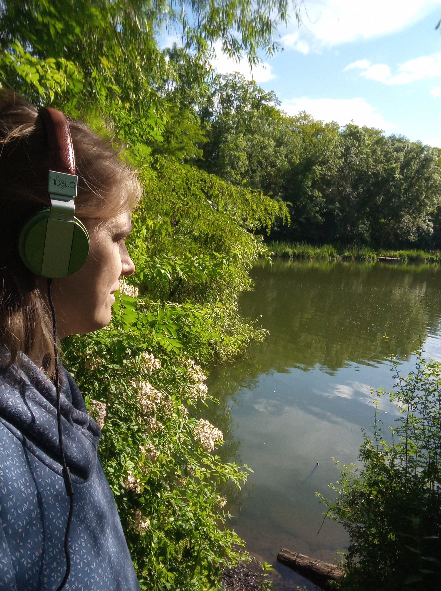 Ontspannings-wandel-sessie in de natuur